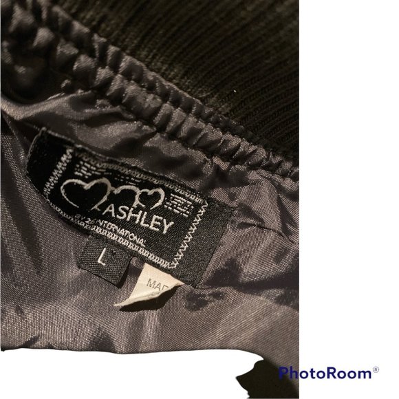 Bomber Jacket Sz L. Pleather Ribbed Cuffs and at the Waist Grey - Picture 4 of 5